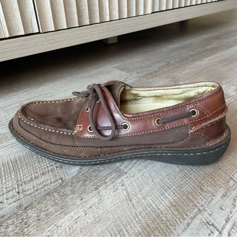 Florsheim Brown Boat Shoes with Moccasin Stitching 10 Wide